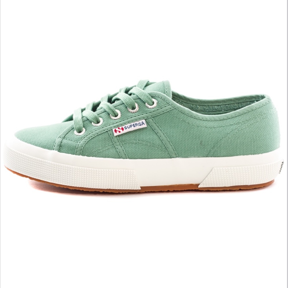 Light Green Canvas Supergas